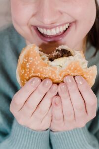 Read more about the article Chewing over an old expression: idiom usage