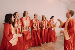 Read more about the article Preaching to the Choir: When You’re Singing the Same Song